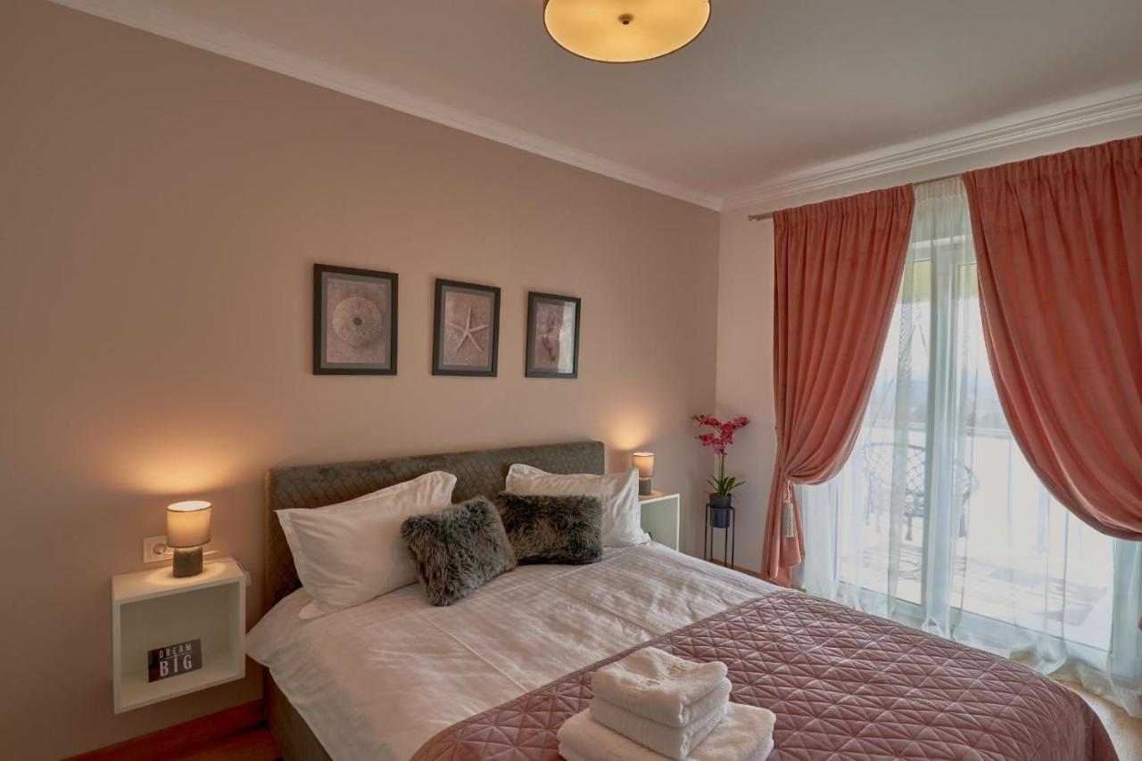 Stylish Place In The Heart Of Cluj-Napoca Exterior photo